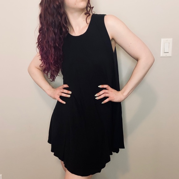 BRANDY MELVILLE loose black mini dress - Picture 2 of 6